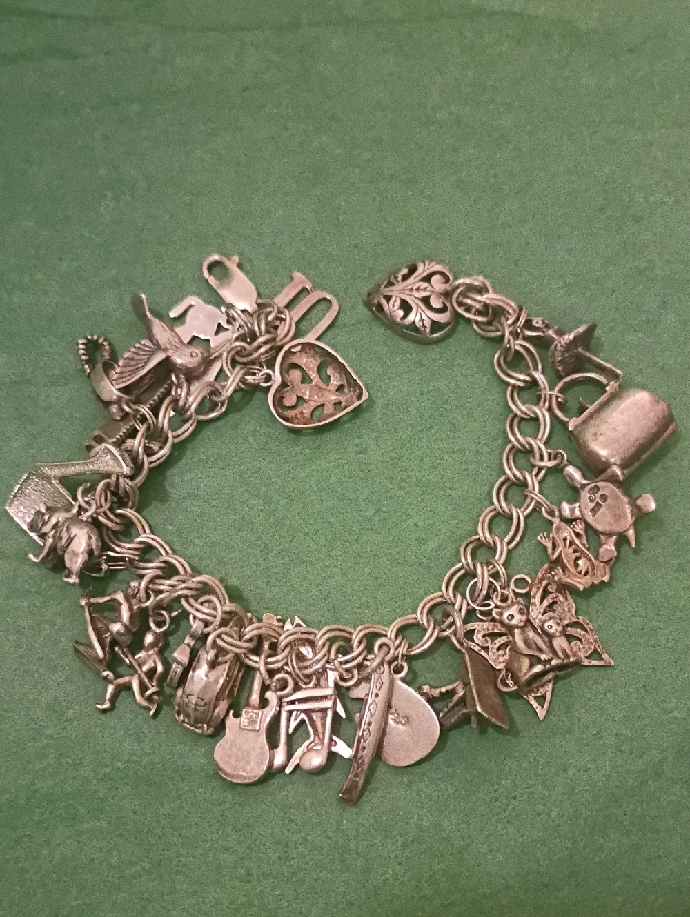 Beautiful 925 Sterling Silver Charm Bracelet With 26 Charms